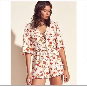 Lovers + friends slit sleeve lace up romper
